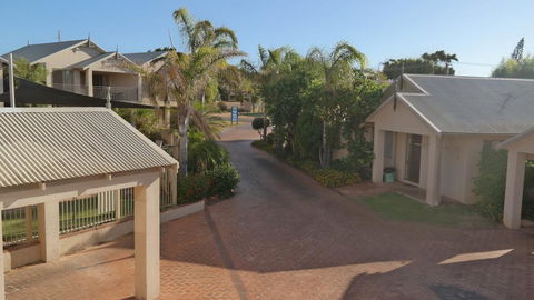 Pelican Shore Villas Kalbarri - Tourism Townsville 0
