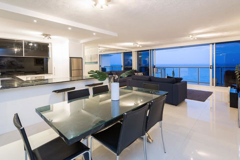 Peninsula Apartments By GCHS - Tourism Townsville 2