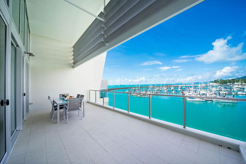 Penthouse At Peninsula - Tourism Townsville 1