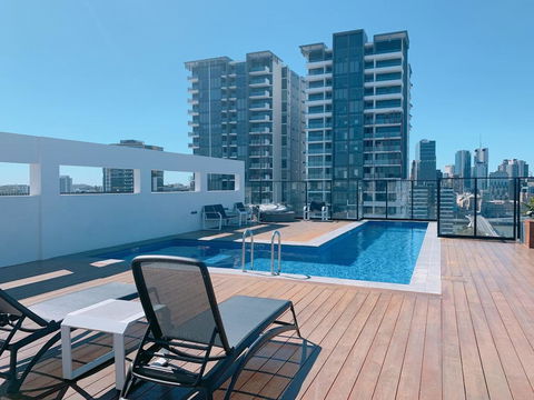 Perfect Location APT W Roof Top Pool/GYM - Tourism Townsville 1