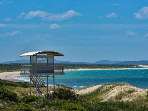 Pet Friendly - Exceptional Beachside Location - Tourism Townsville 1