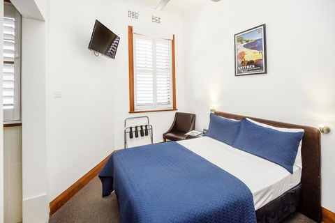 Pier Hotel - Tourism Townsville 2