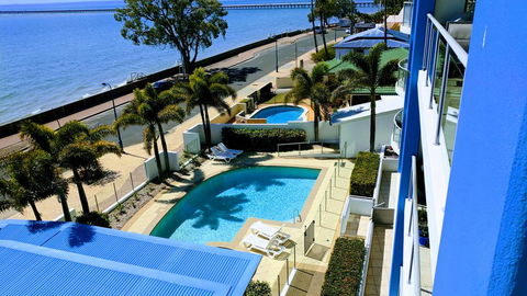 Pier One - Tourism Townsville 0