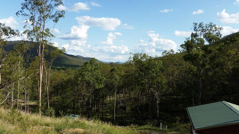 Pleasant Mountain Retreat - Tourism Townsville 0