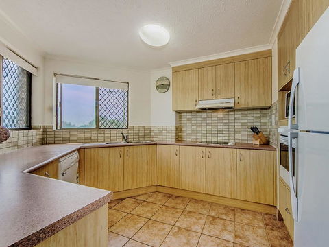 POINTVIEW LODGE, UNIT 2 - Tourism Townsville 3