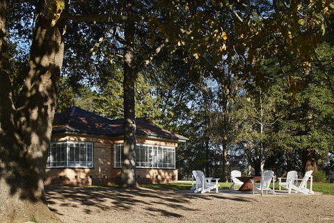 Polperro Farmhouse - Tourism Townsville 1