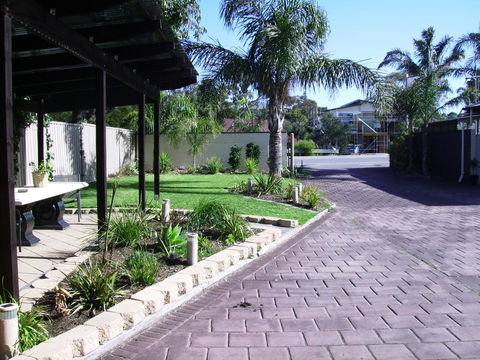 Port Noarlunga Motel - Tourism Townsville 1