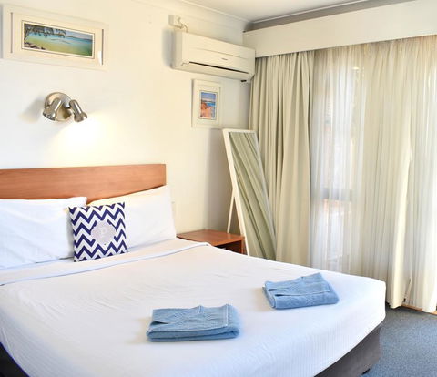 Port O'Call Motel - Tourism Townsville 2