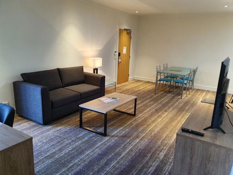 Porter's Plainland Hotel - Tourism Townsville 2