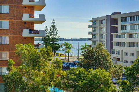 Portview 8, 8/2 Waugh Street - Tourism Townsville 1