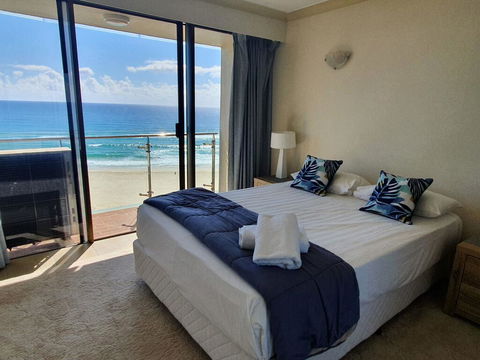 Princess Palm On The Beach - Tourism Townsville 1