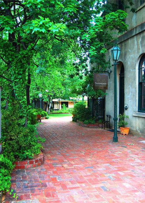 Provenance Accommodation - Tourism Townsville 3