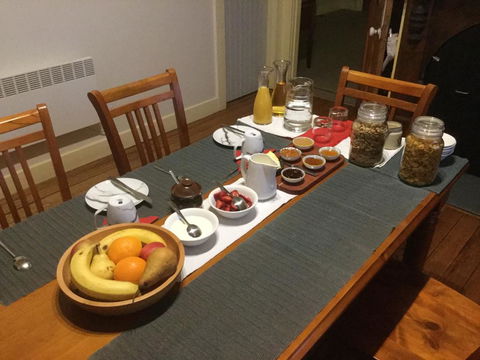 Pump Jack B&B - Tourism Townsville 1