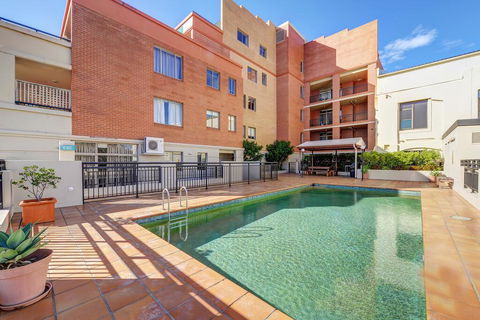 Quality Suites Camperdown - Tourism Townsville 3
