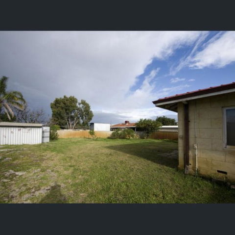 Queens Park Home - Tourism Townsville 0