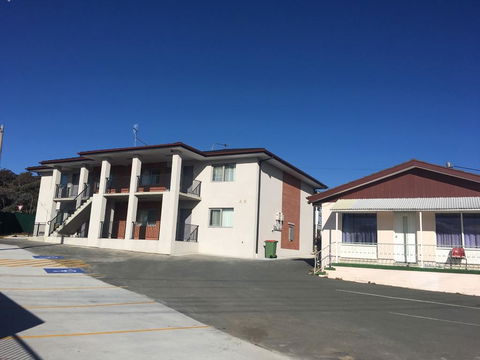 Rainbow Motel - Tourism Townsville 1