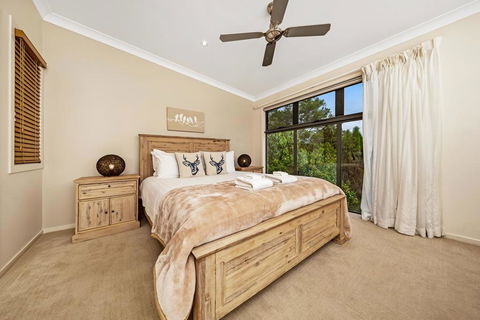 Ravensbourne Escape - Silverwood Lodge - Tourism Townsville 3