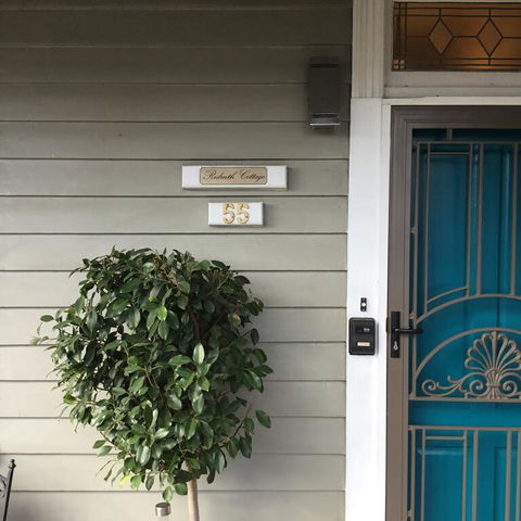 Redruth Cottage - Tourism Townsville 0