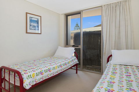Reef - Located At Lennox Head - Tourism Townsville 3
