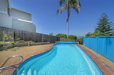 Relax At Lighthouse 4 Lighthouse Road - Tourism Townsville 0
