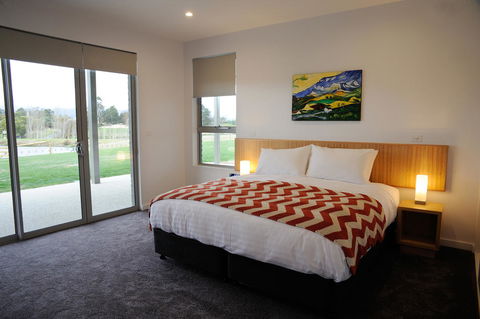 Relbia Lodge - Tourism Townsville 2