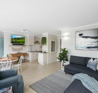 Renovated Moololaba Unit 100m To Beach - Tourism Townsville