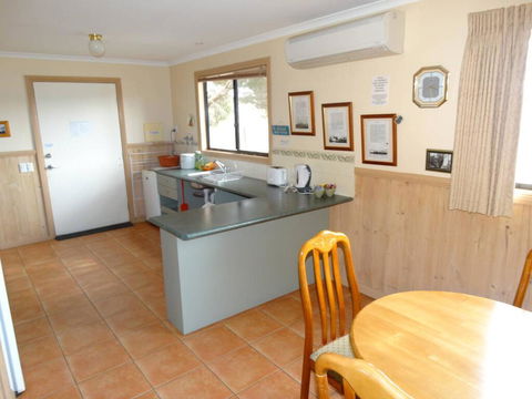 Ripples N Tonic Farmstay - Tourism Townsville 1