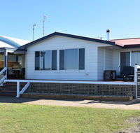 Rising Tide Beach House - Tourism Townsville