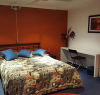 Rita's family friendly studio - Tourism Townsville