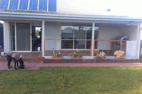 River Cottage Eagle Point - Tourism Townsville 0