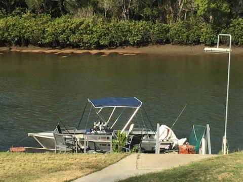 River Front Tranquil Retreat - Tourism Townsville 2