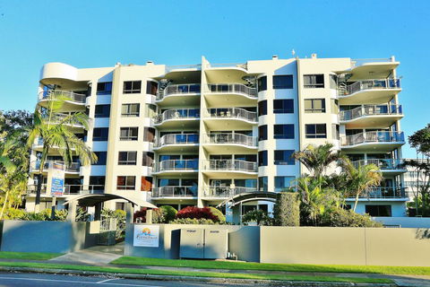 Riverdance Apartments - Tourism Townsville 0