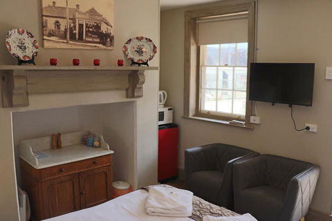 Robinson Cottage - Tourism Townsville 3