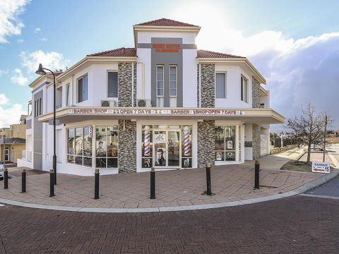 Rose Hotel Clarkson - Tourism Townsville 0