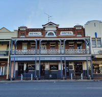 Royal Hotel - Tourism Townsville