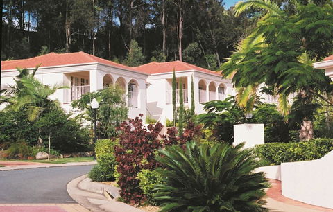 Royal Woods Resort - Tourism Townsville 0