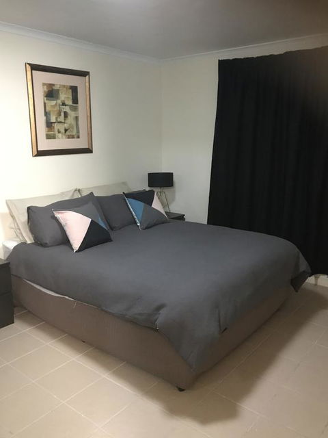 SA House - Tourism Townsville 0