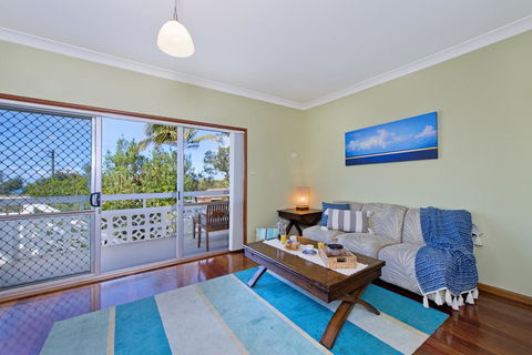 Salt Breeze - Tourism Townsville 1