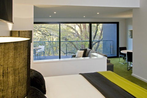 Saltus Luxury Accommodation - Tourism Townsville 2