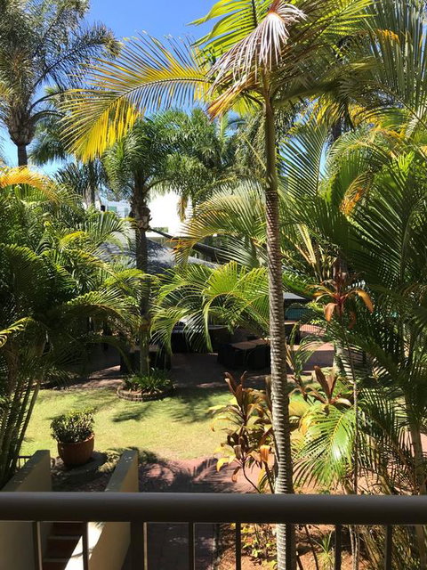 Sanctuary Beach Resort - Tourism Townsville 1