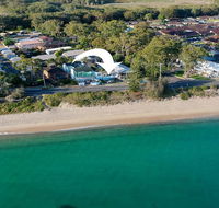 Sand Beach House - breathtaking view and amazing position directly opposite the beach - Tourism Townsville