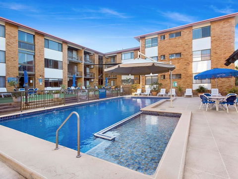 Sandcastles Holiday Apartments - Tourism Townsville 0