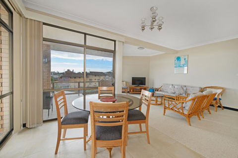 Sandpiper 9 25 Waugh Street - Tourism Townsville 2