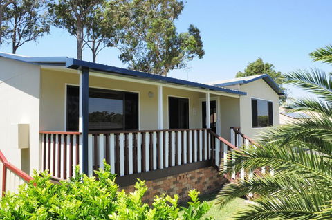 Sandy Feet Getaway - Tourism Townsville 0