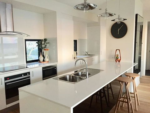 Scandinavian Cabin - Maleny - One Bedroom - Tourism Townsville 1