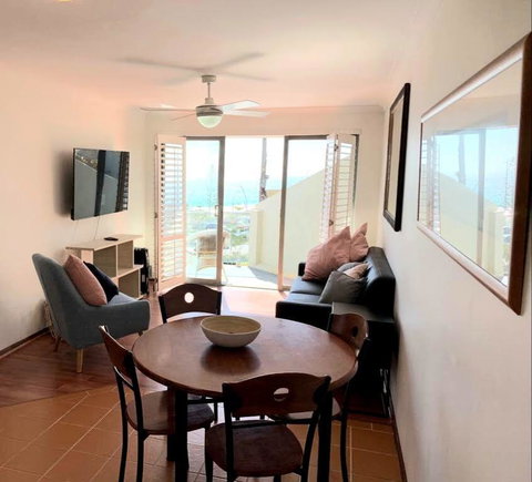 Scarborough Beach Front Resort - Shell Thirteen - Tourism Townsville 3