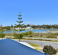 Sea Side 104 - Tourism Townsville