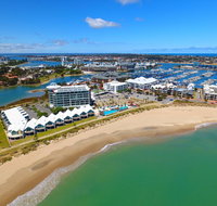 Sea Side Villa 10.1 - Tourism Townsville