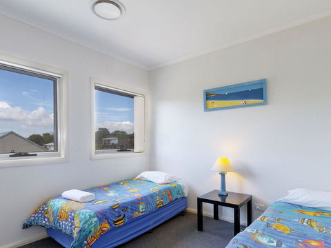 Seachange Apartment 3 - Tourism Townsville 3