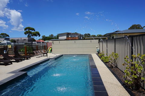 Seahorse Motel - Tourism Townsville 2